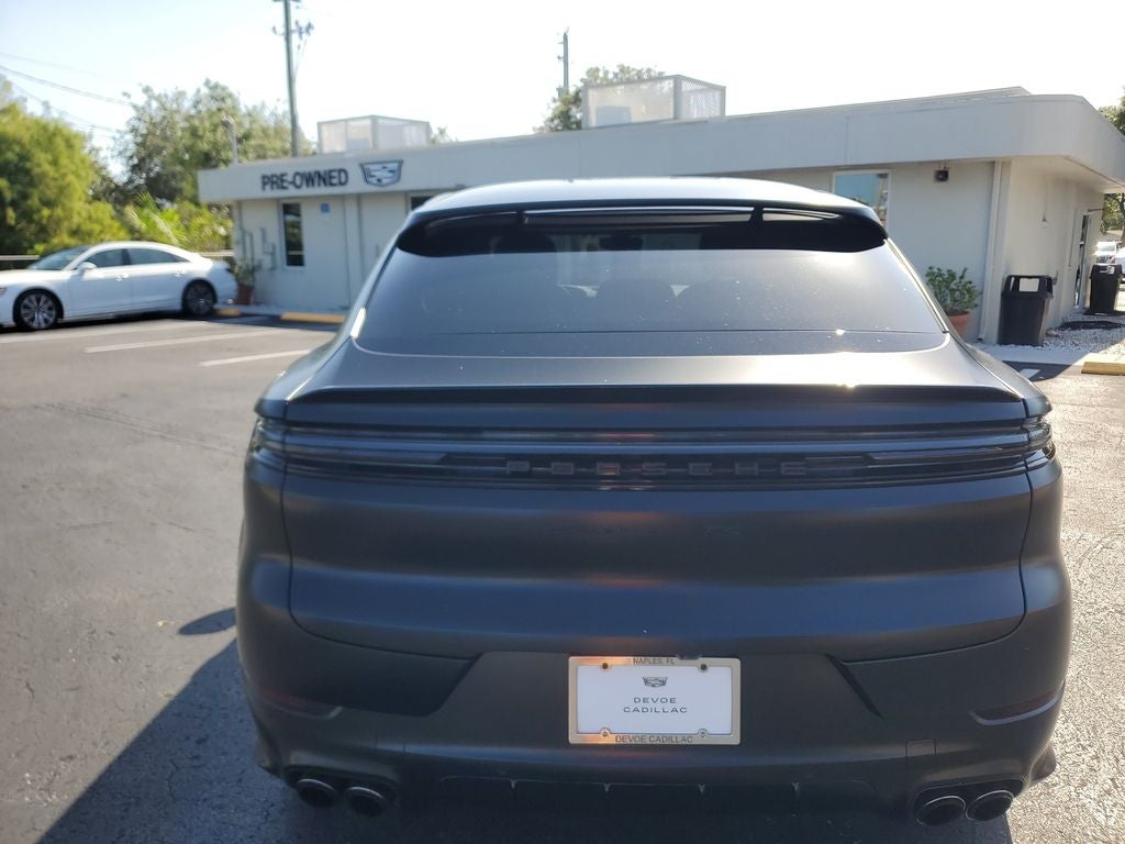 2025 Porsche Cayenne GTS