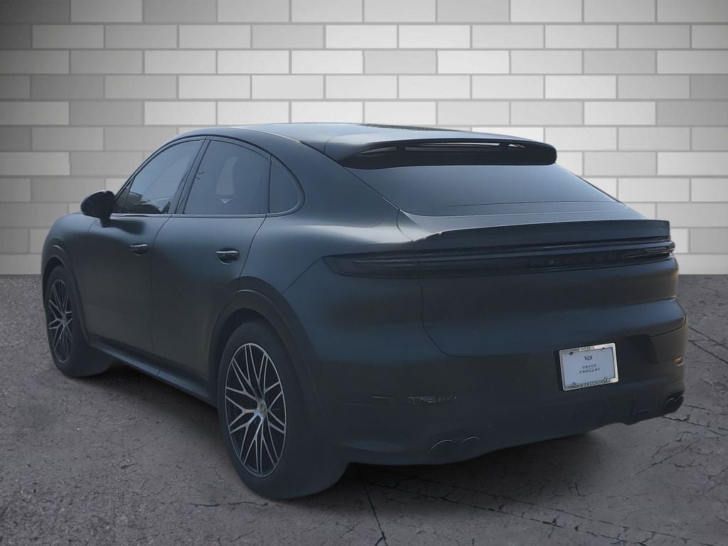 2025 Porsche Cayenne GTS