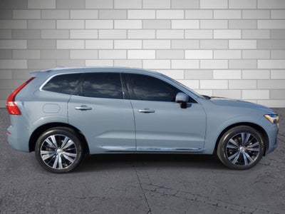 2023 Volvo XC60 Plus Bright Theme