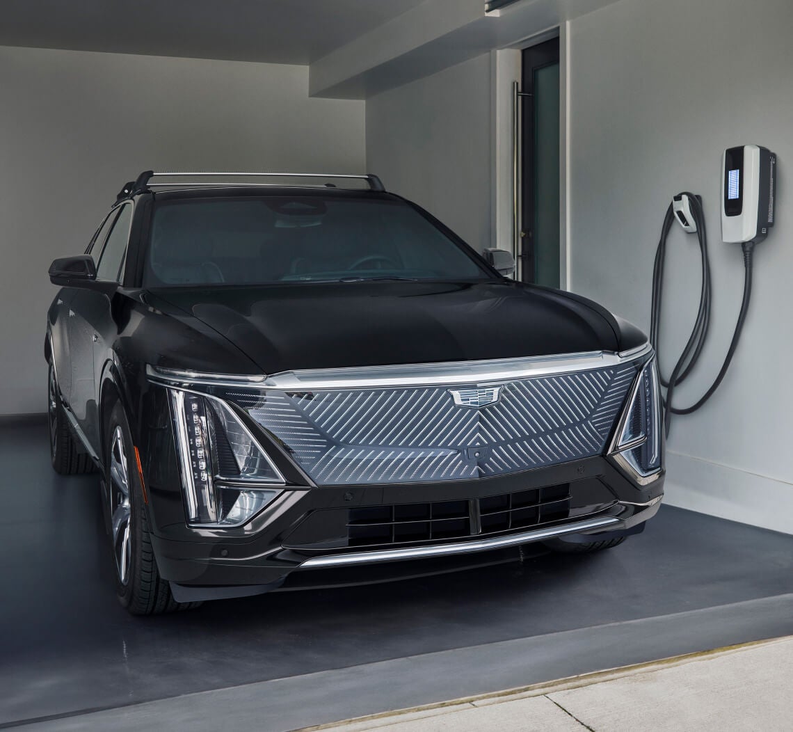 Types of EV Charging Stations: Public and At-Home Use